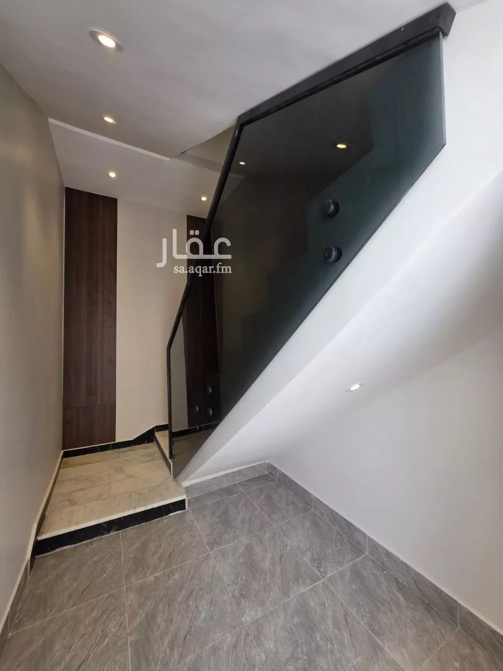 3 bedroom floor in Al Rimal 4