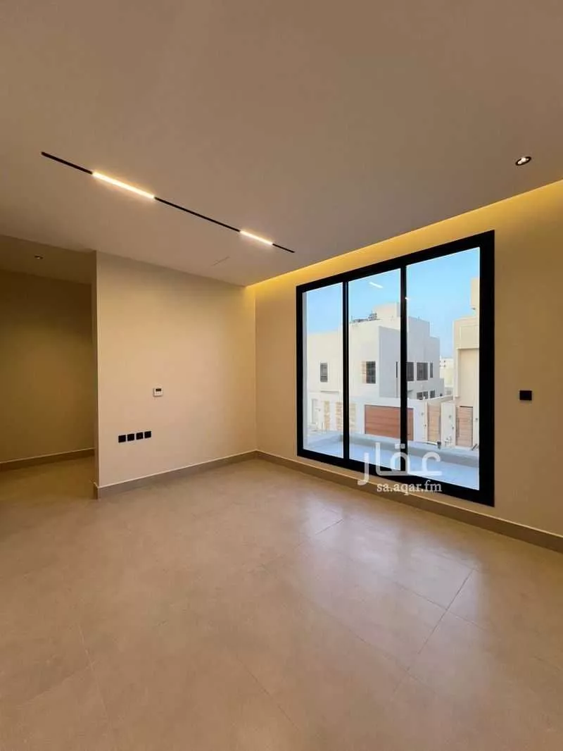 4 bedroom villa in Al Aridh, Riyadh 6