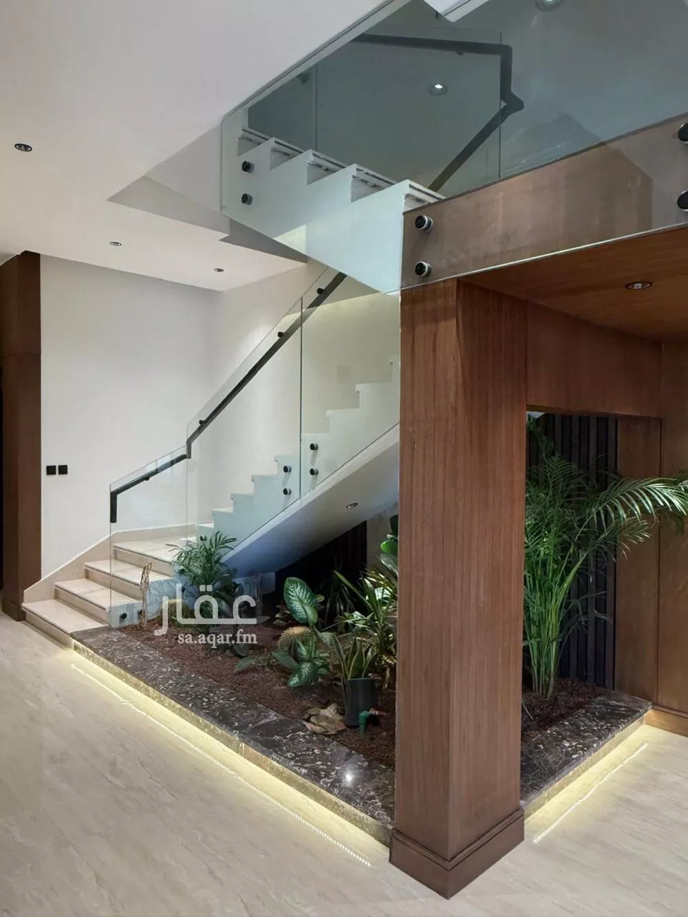 فيلا 5 غرف في النرجس 1