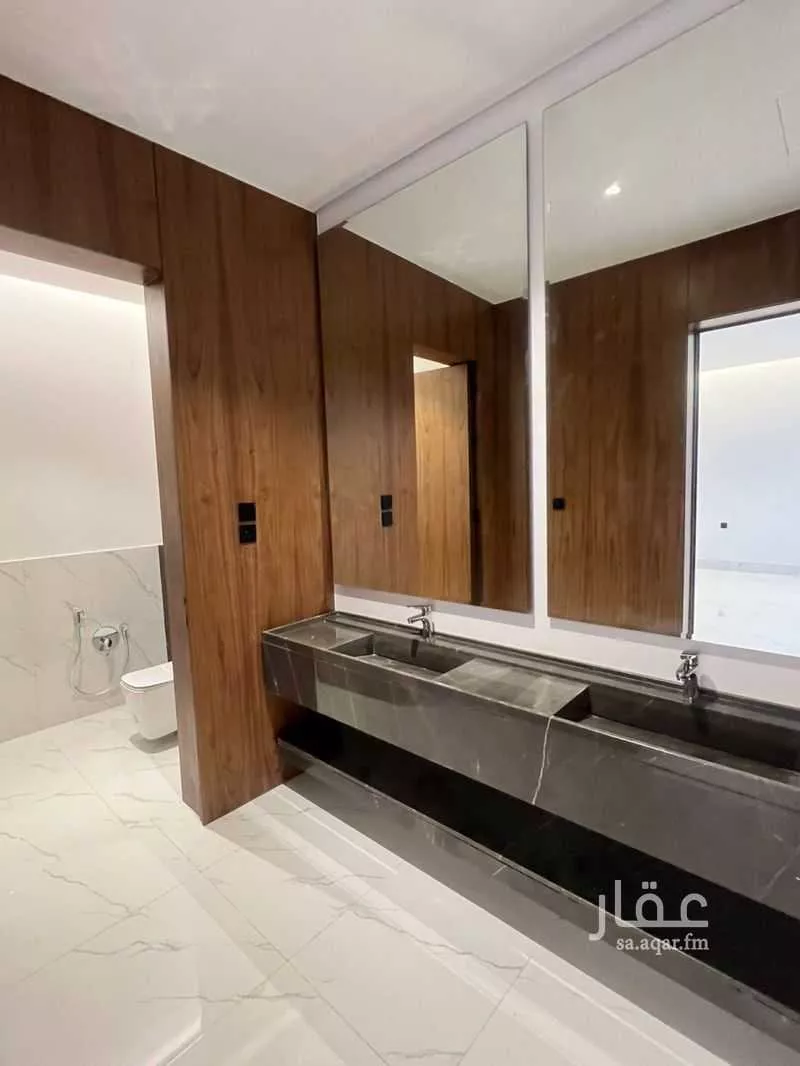 5 bedroom villa in Al Narjis 2