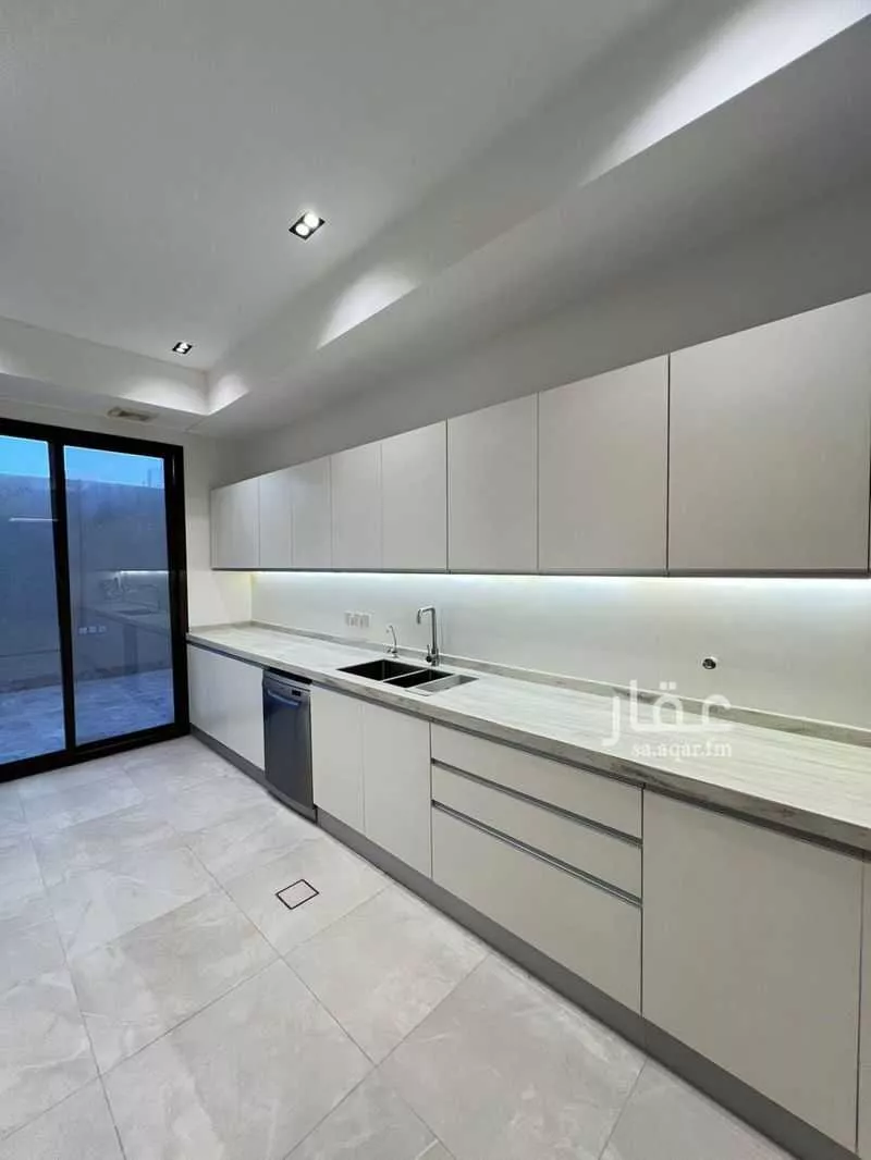 4 bedroom villa in Al Qairawan, Riyadh 4