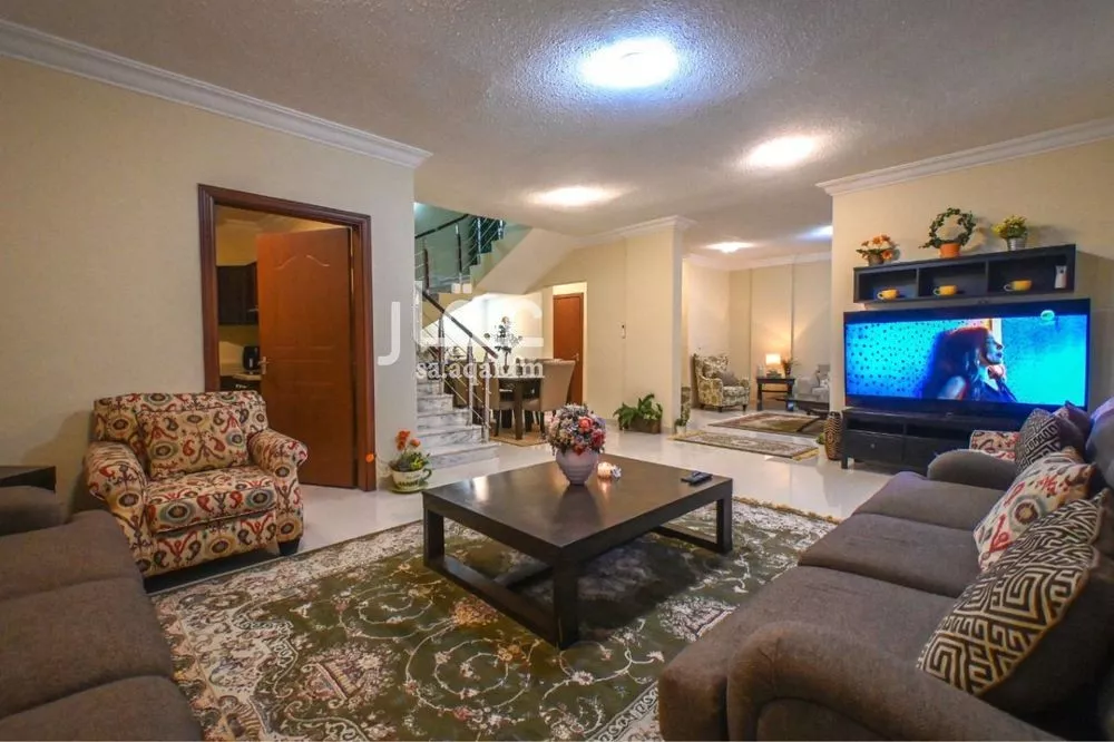 شقة 3 غرف في الملقا 5