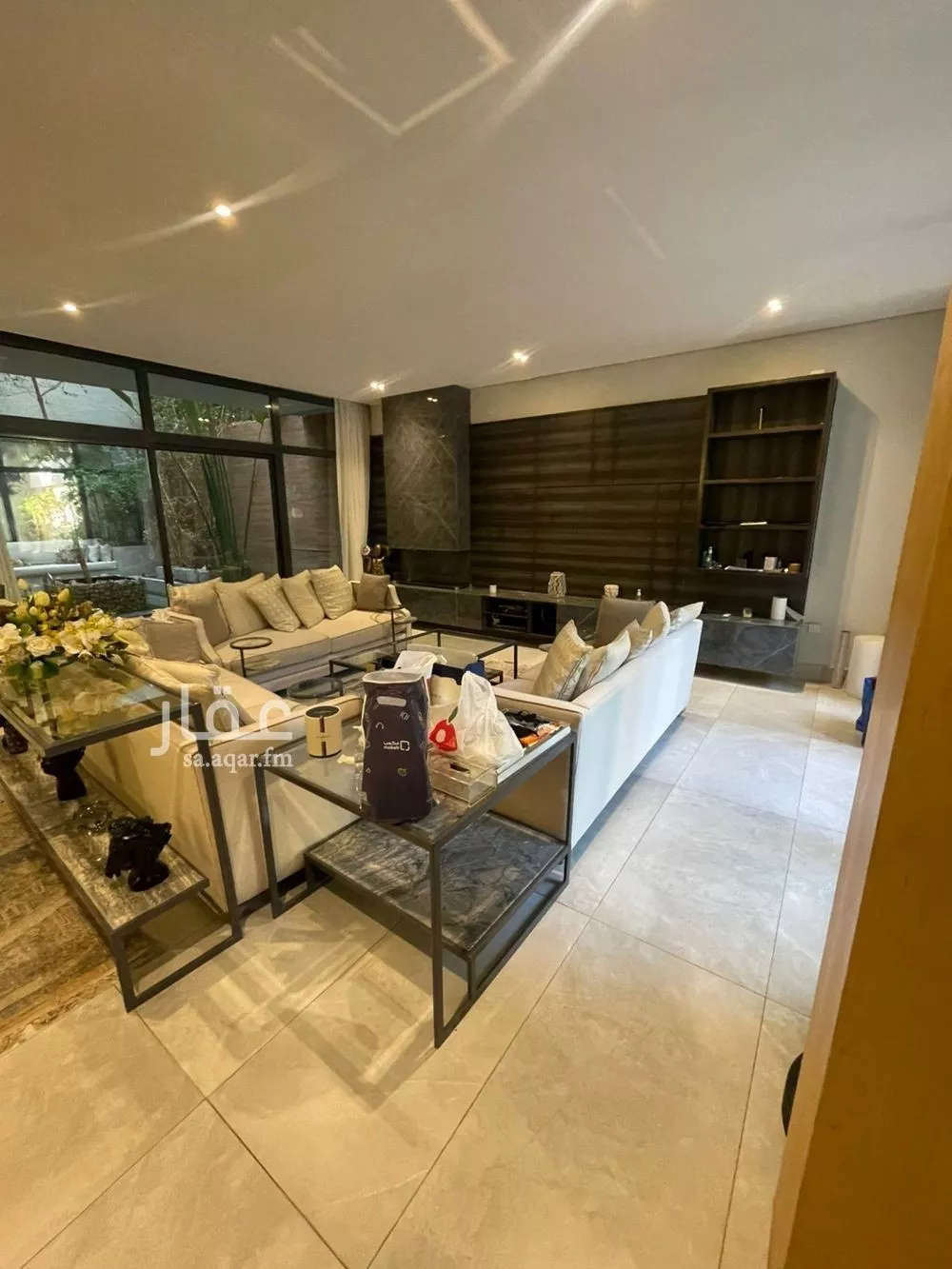 فيلا 4 غرف في العارض 2