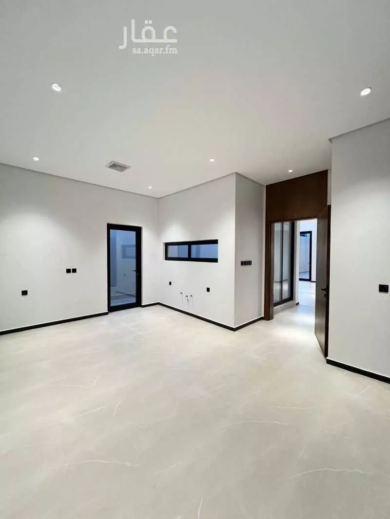 فيلا 6 غرف في العارض 4