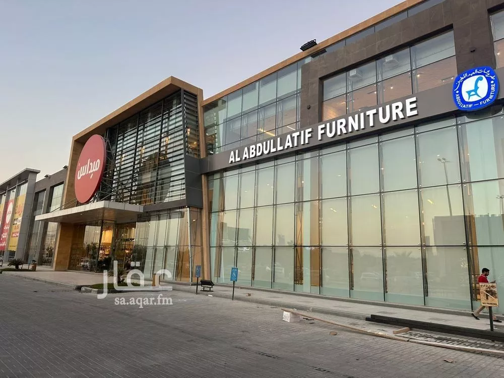 1 bedroom office in Al Yasmin, Riyadh 6