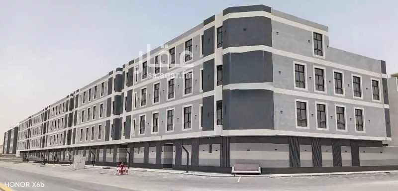 شقة 4 غرف في بدر 1