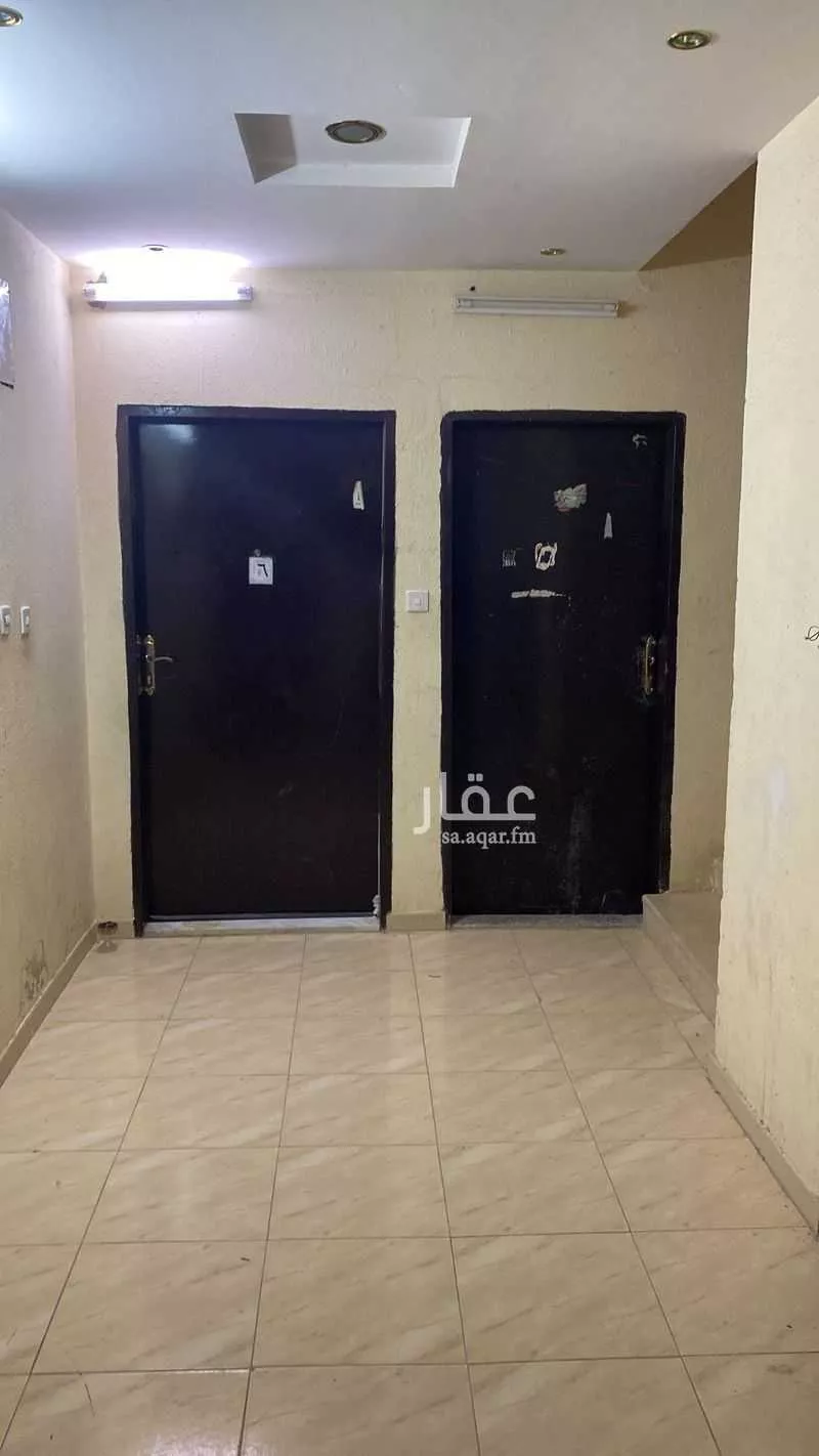 شقة 4 غرف في الصناعية 3