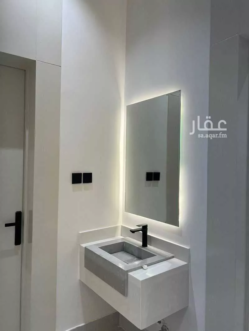 دور 5 غرف في السعادة 3