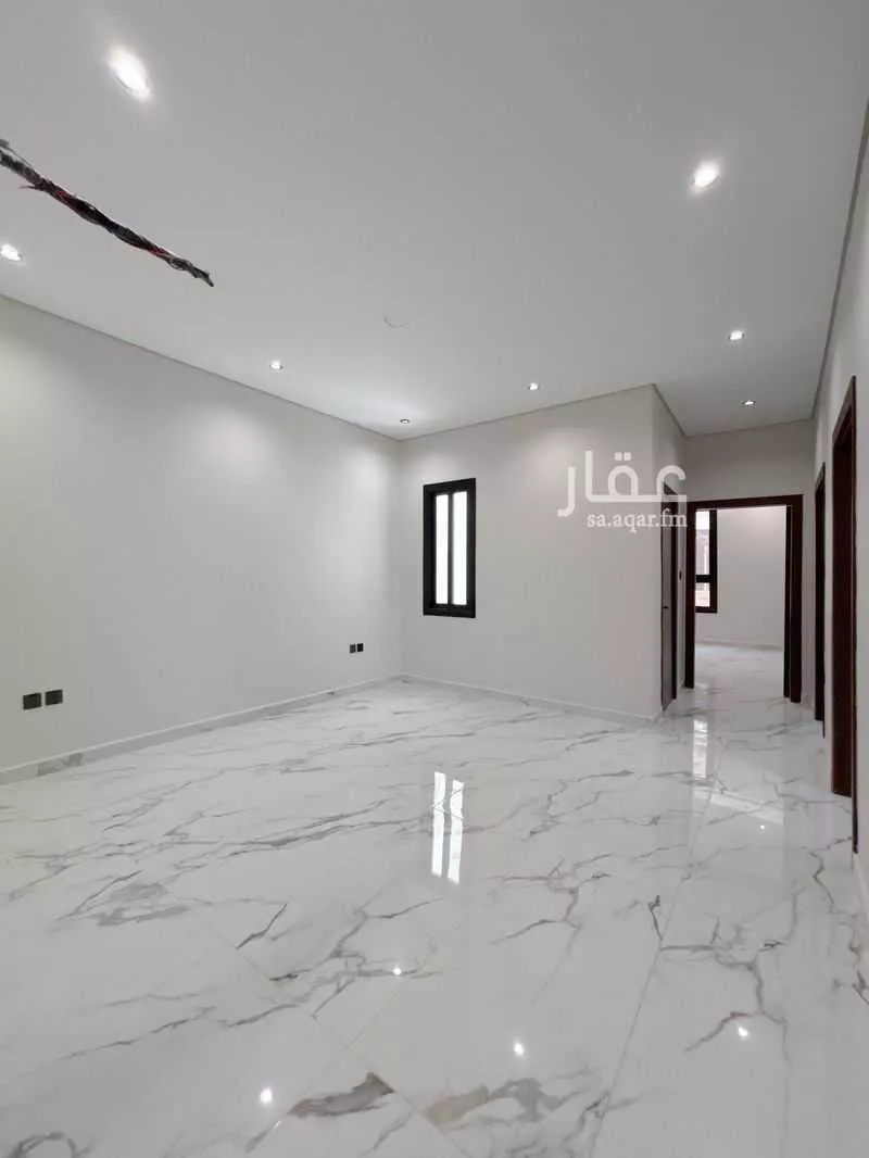 4 bedroom apartment in Umm Khalid 5