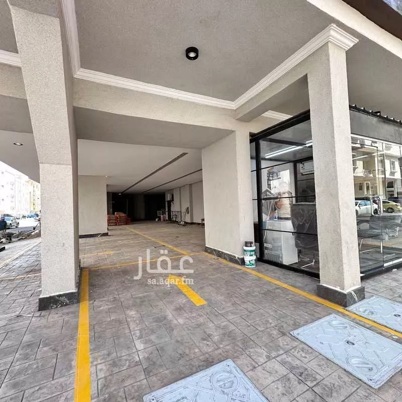 شقة 4 غرف في الروضة 3