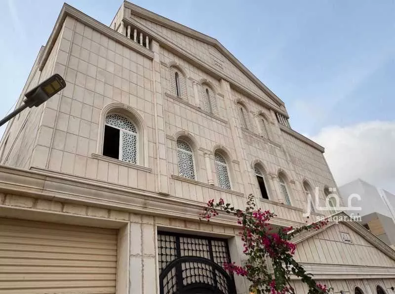 4 bedroom apartment in Al Yaqout, Jeddah 4