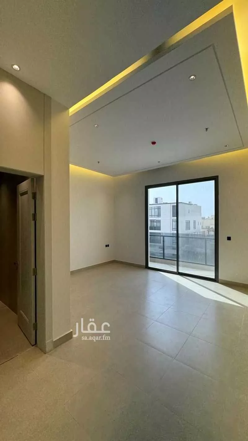 شقة 4 غرف في العارض 1