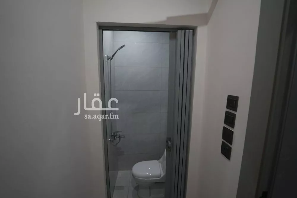 شقة 4 غرف في الزهراء 5