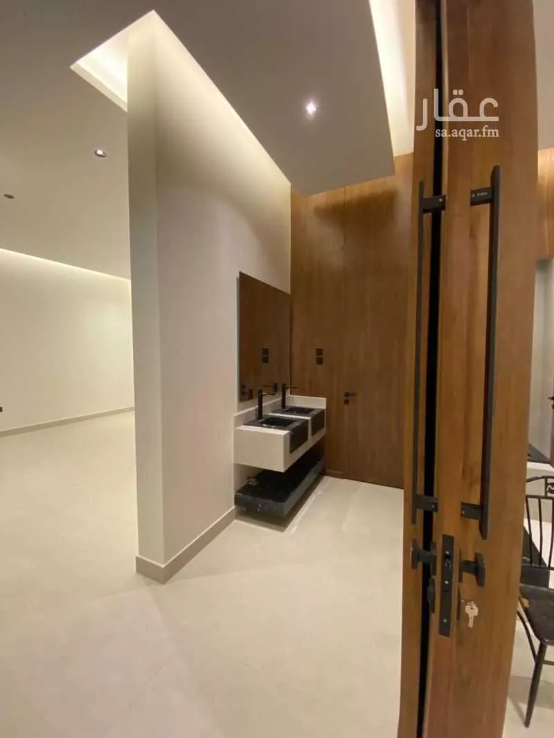 5 bedroom villa in Al Narjis 3