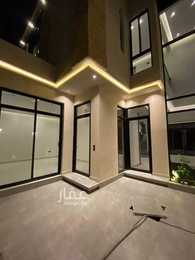 5 bedroom villa in Al Narjis 5