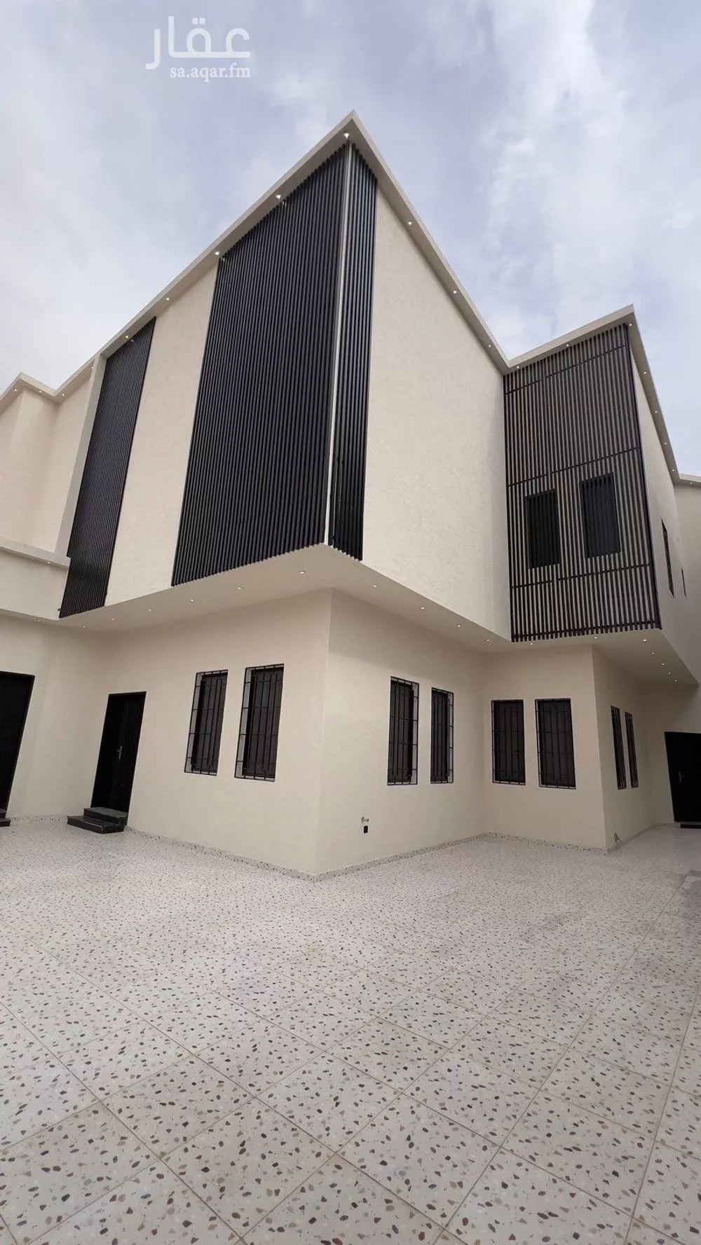 فيلا 5 غرف في بنبان 2