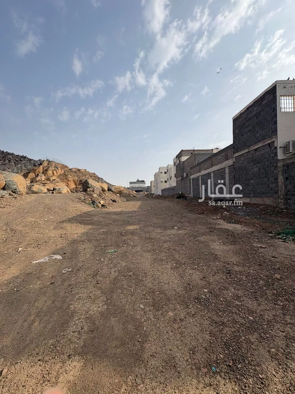أرض 300 م² في النقس 2