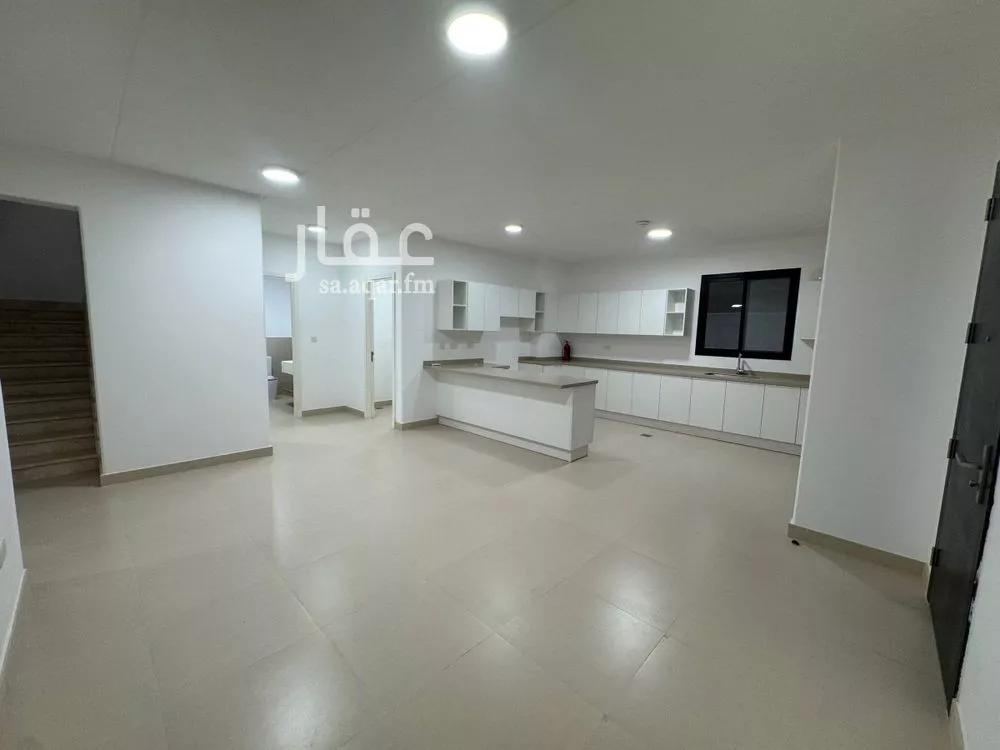 4 bedroom villa in Al Munsiyah, Riyadh 5