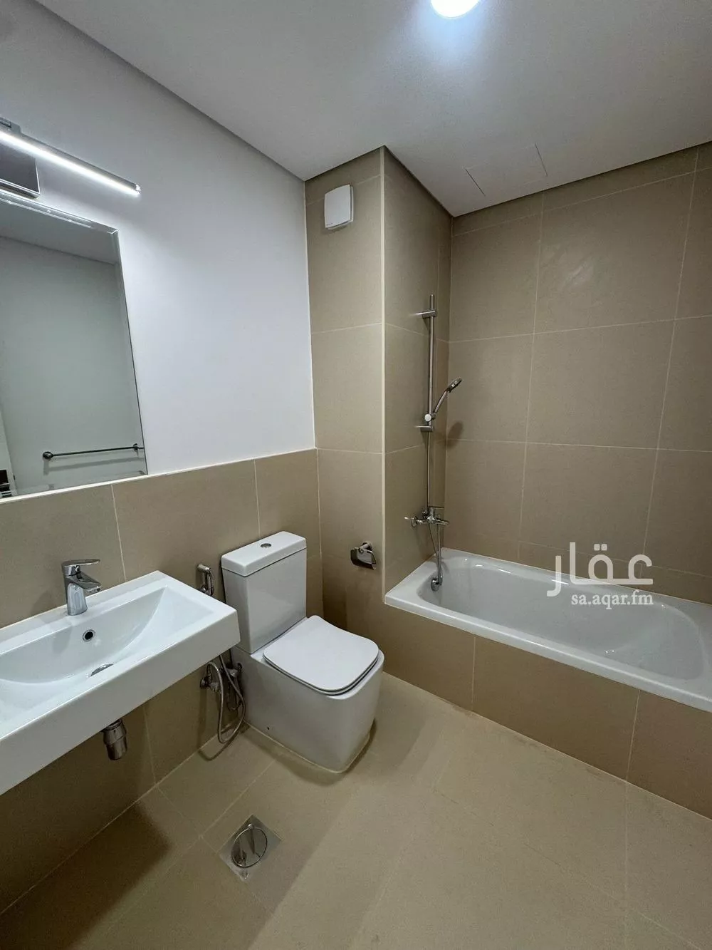 4 bedroom villa in Al Munsiyah, Riyadh 23