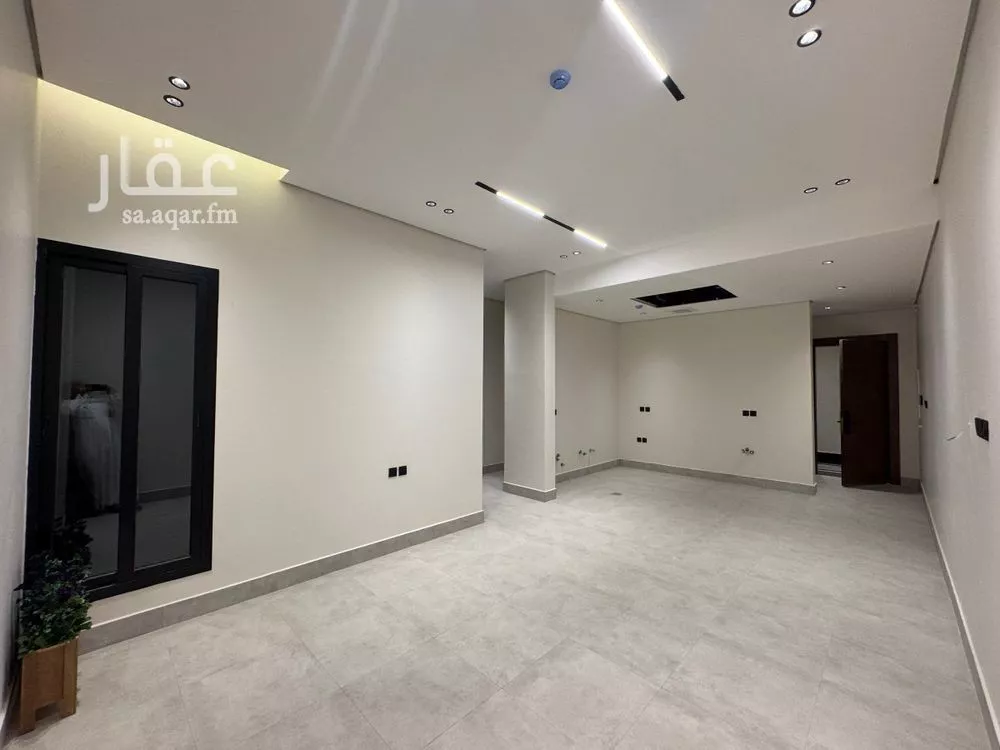 شقة 3 غرف في العارض 1