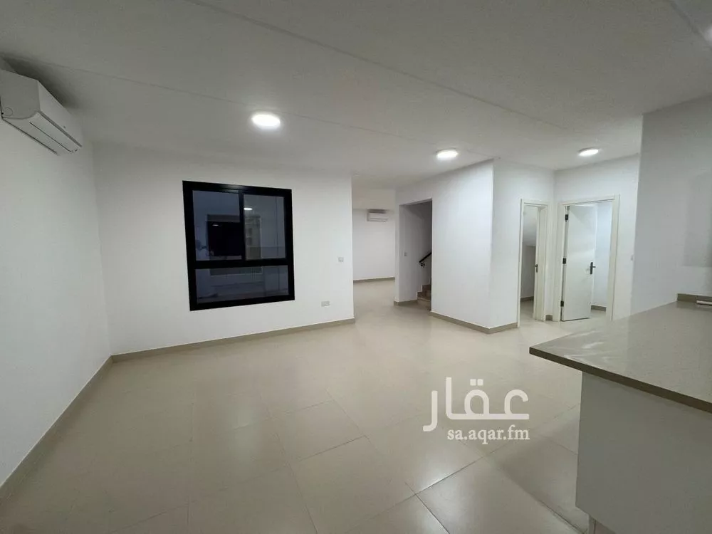 4 bedroom villa in Al Munsiyah, Riyadh 6