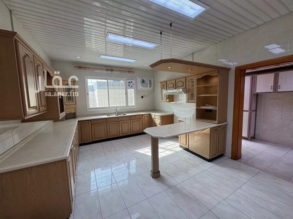 6 bedroom villa in Al Wahah, Riyadh 6