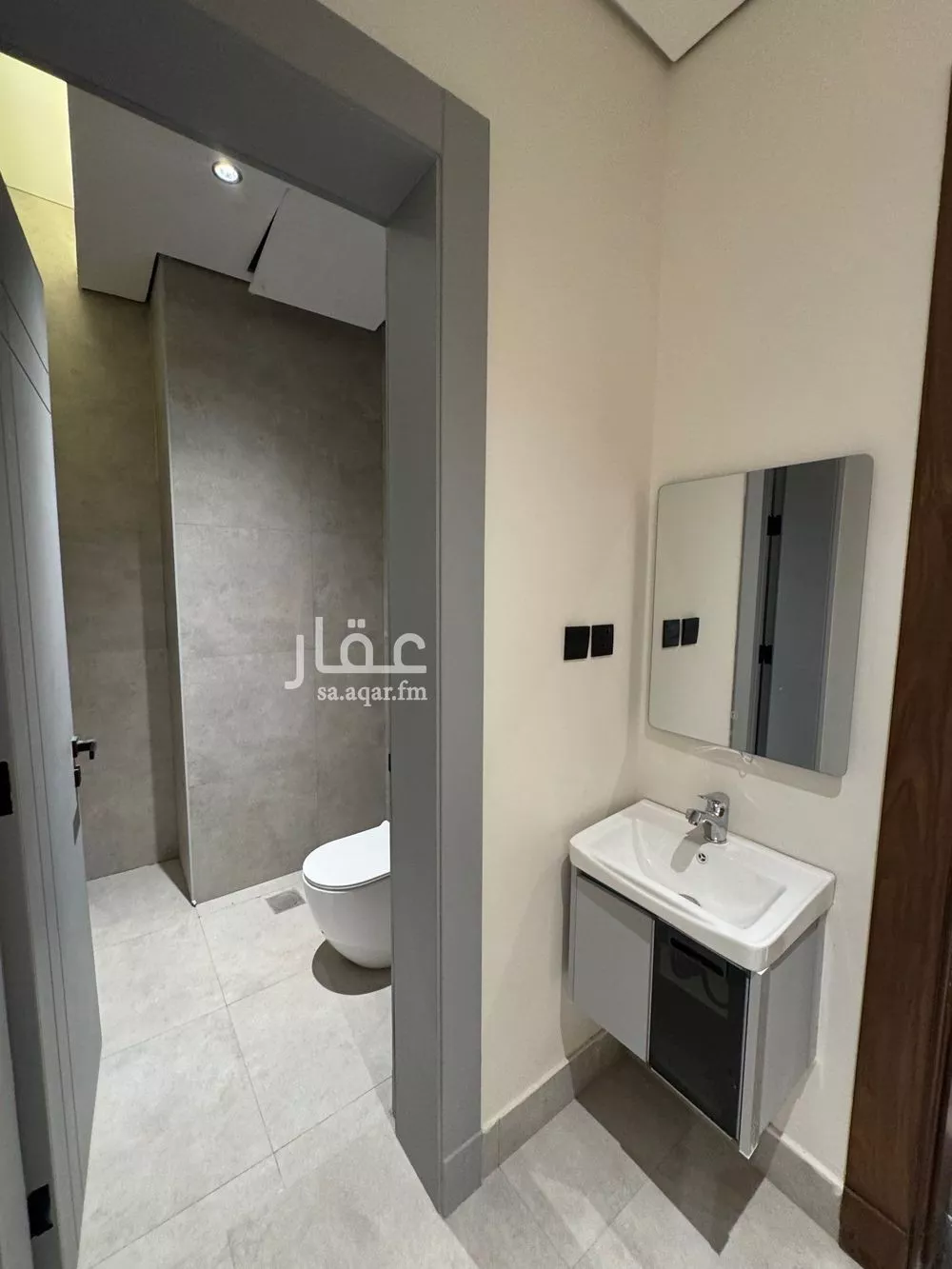 شقة 3 غرف في العارض 3