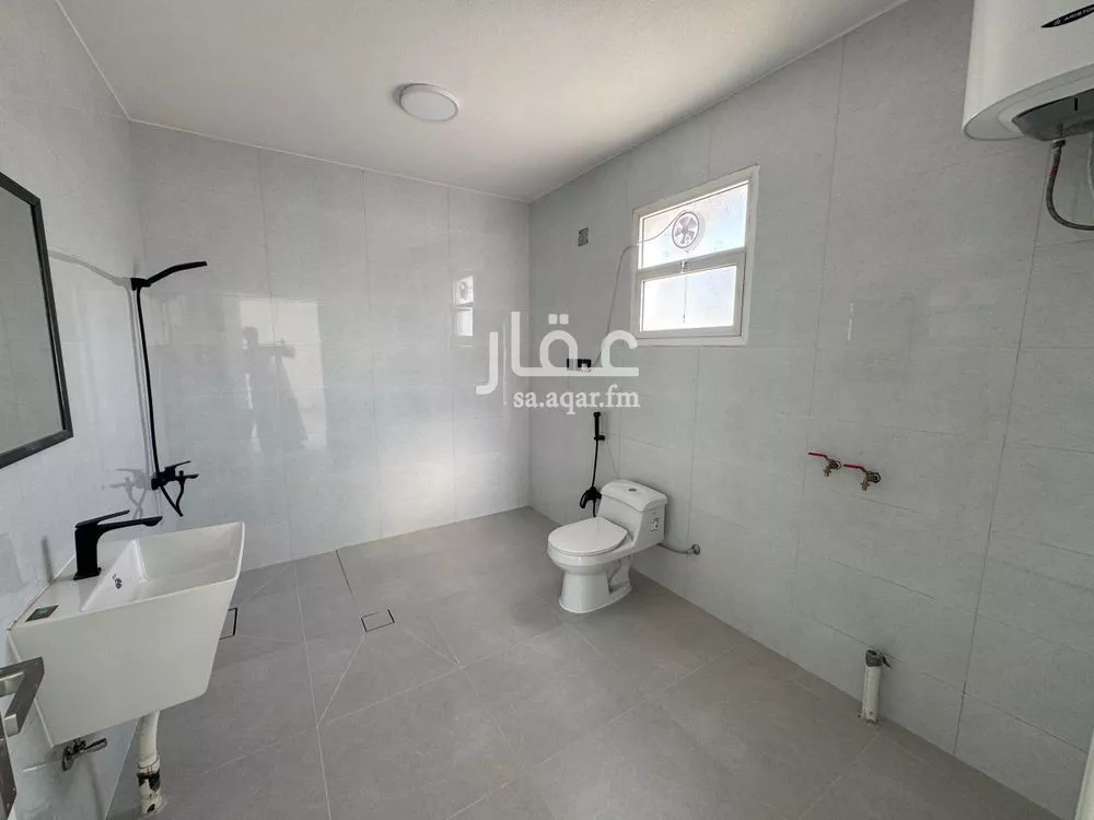 6 bedroom villa in Al Wahah, Riyadh 22