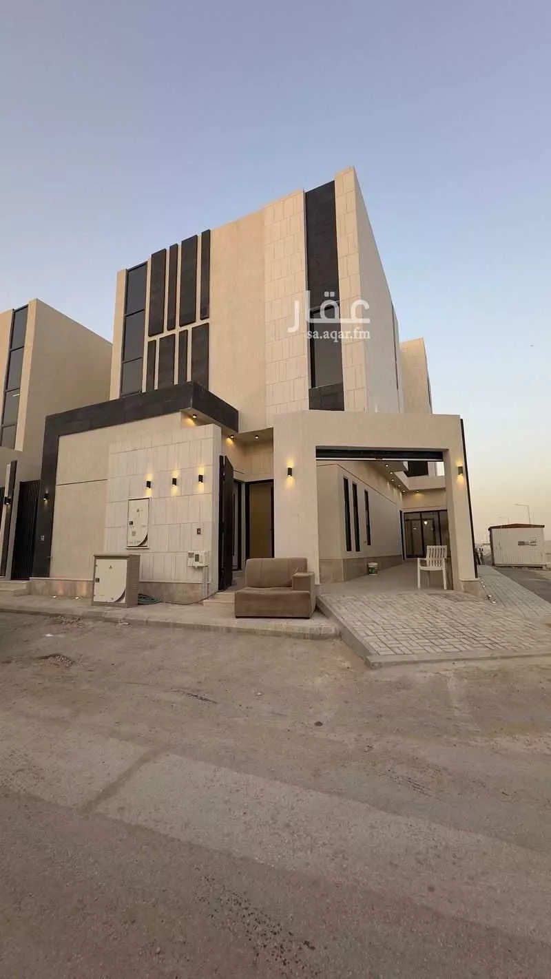 فيلا 5 غرف في الجنادرية 1