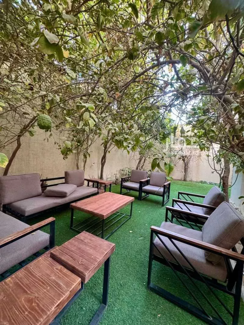 فيلا 5 غرف في الفلاح 1