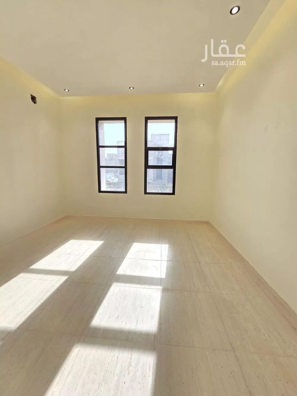 فيلا 5 غرف في طويق 5