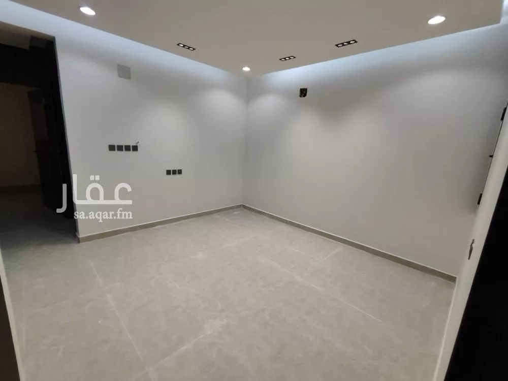 6 bedroom villa in Al Uraija Al Wusta, Riyadh 24