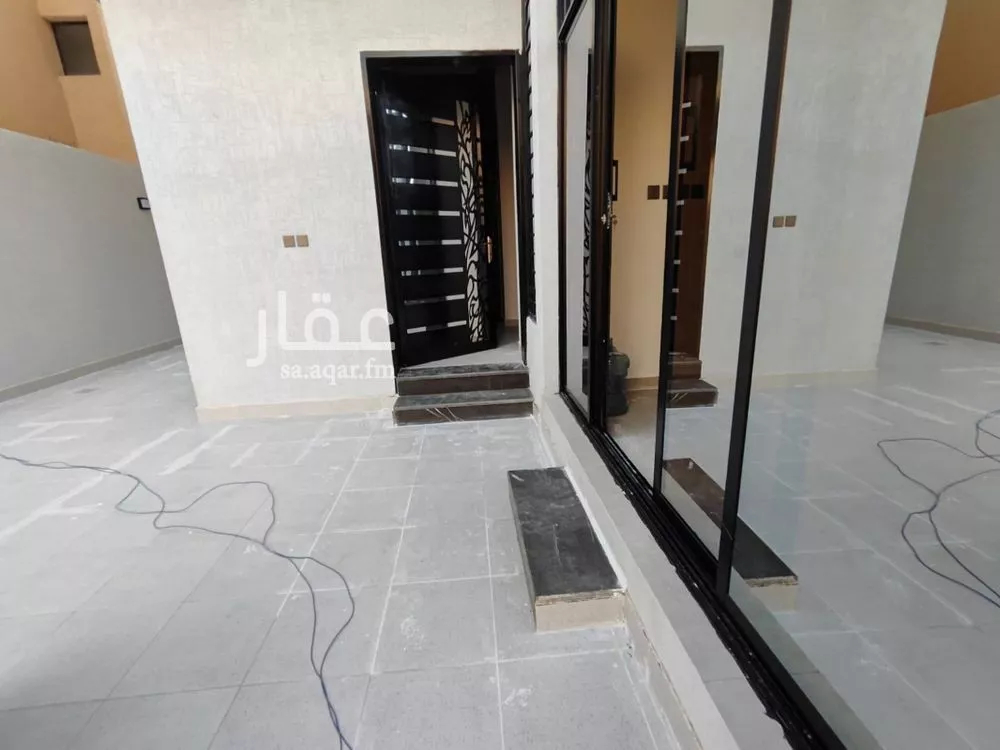 6 bedroom villa in Al Uraija Al Wusta, Riyadh 9
