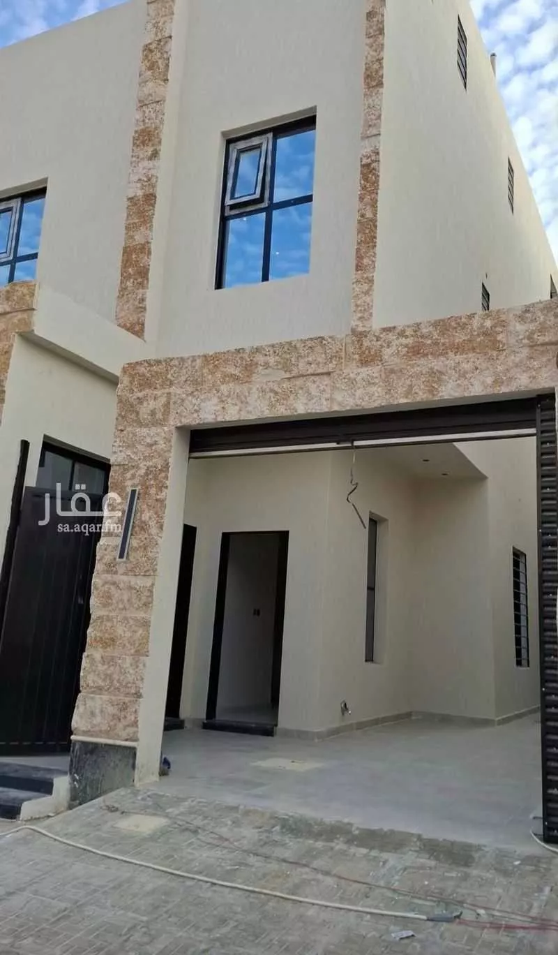 شقة 5 غرف في بدر 3