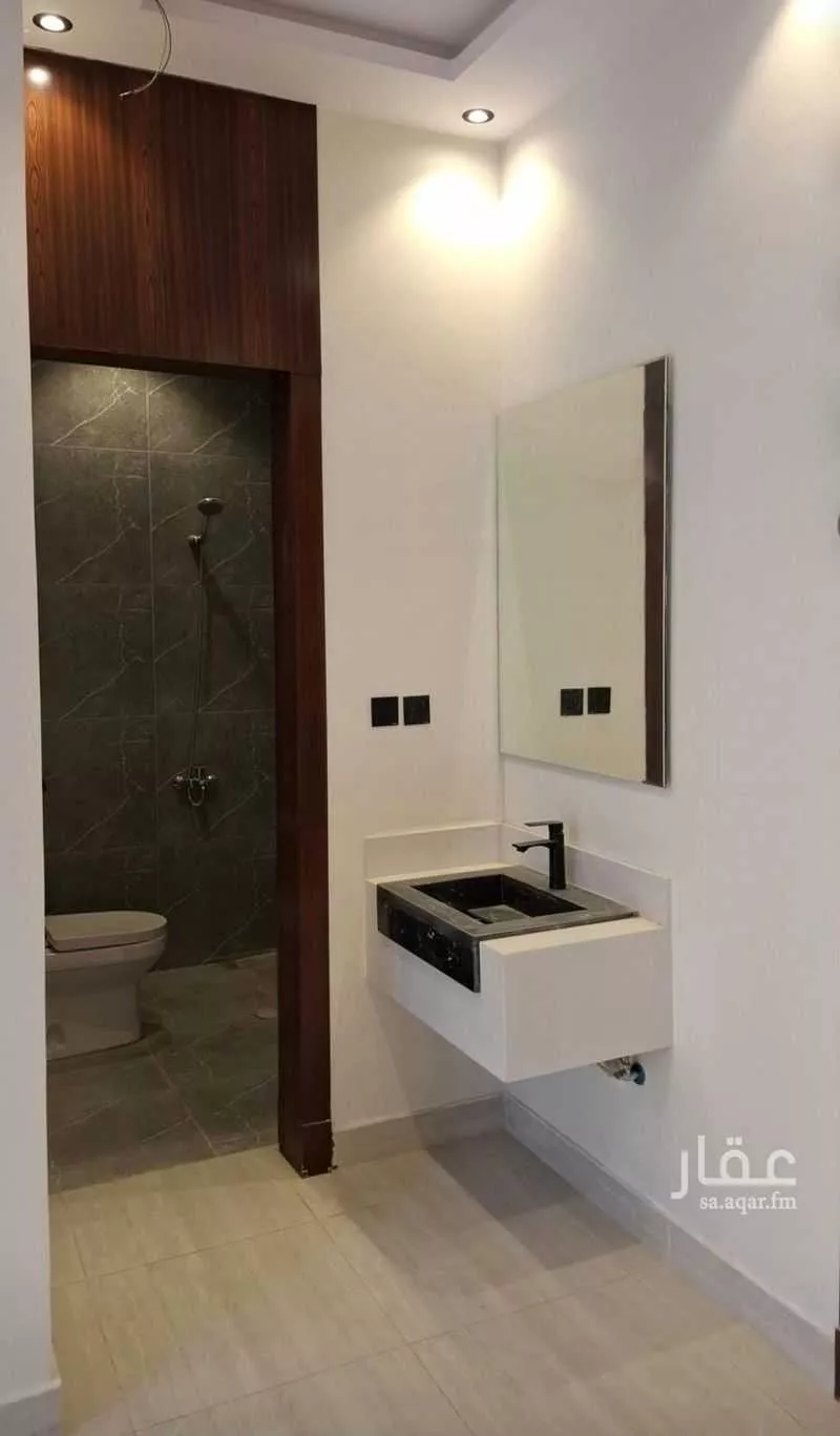 فيلا 6 غرف في بدر 2