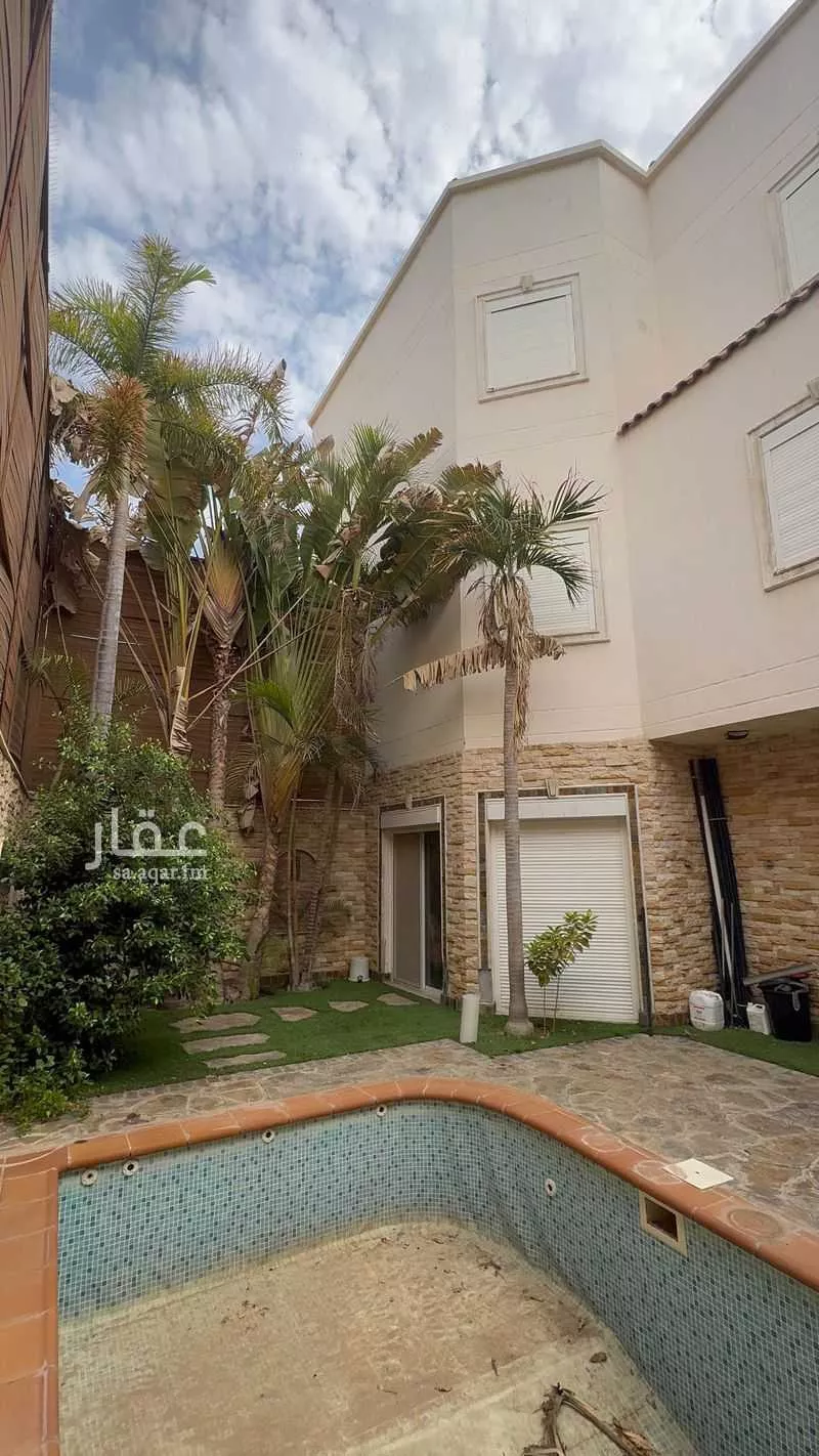فيلا 9 غرف في البساتين 2