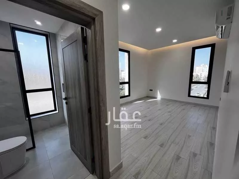 5 bedroom apartment in Al Tubayshi, Eastern Province 14