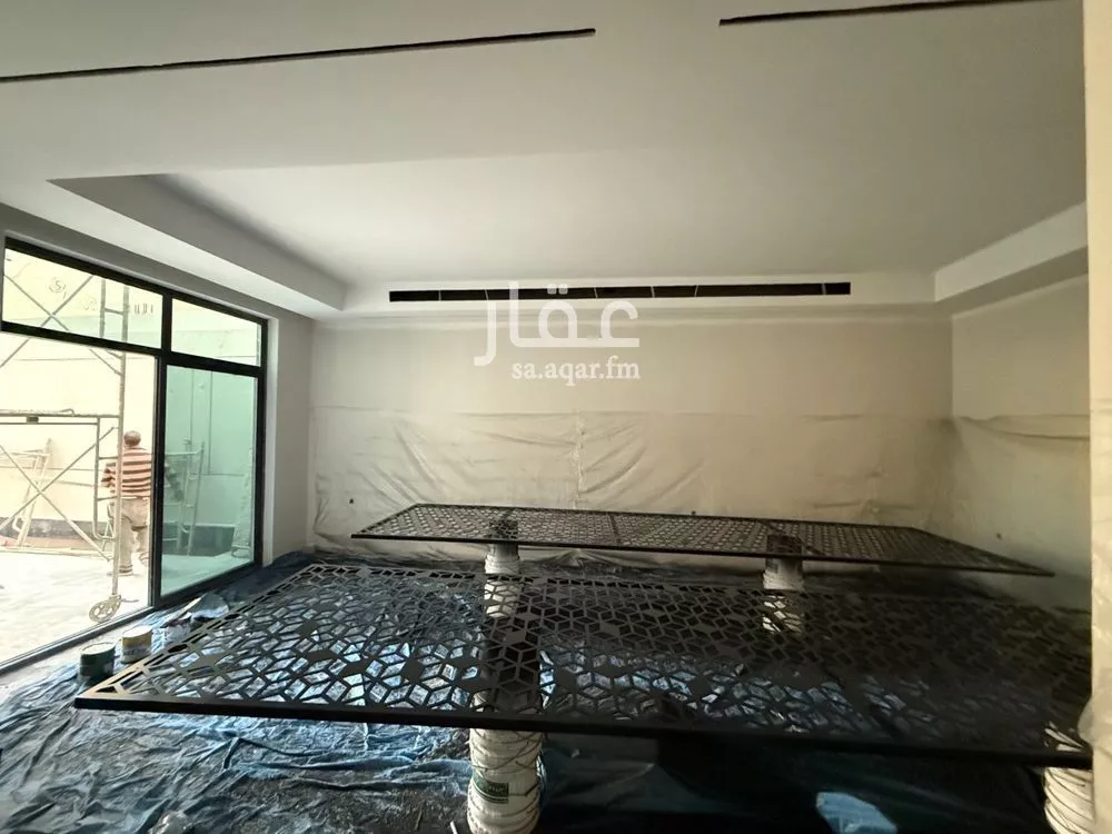 فيلا 8 غرف في المهدية 5