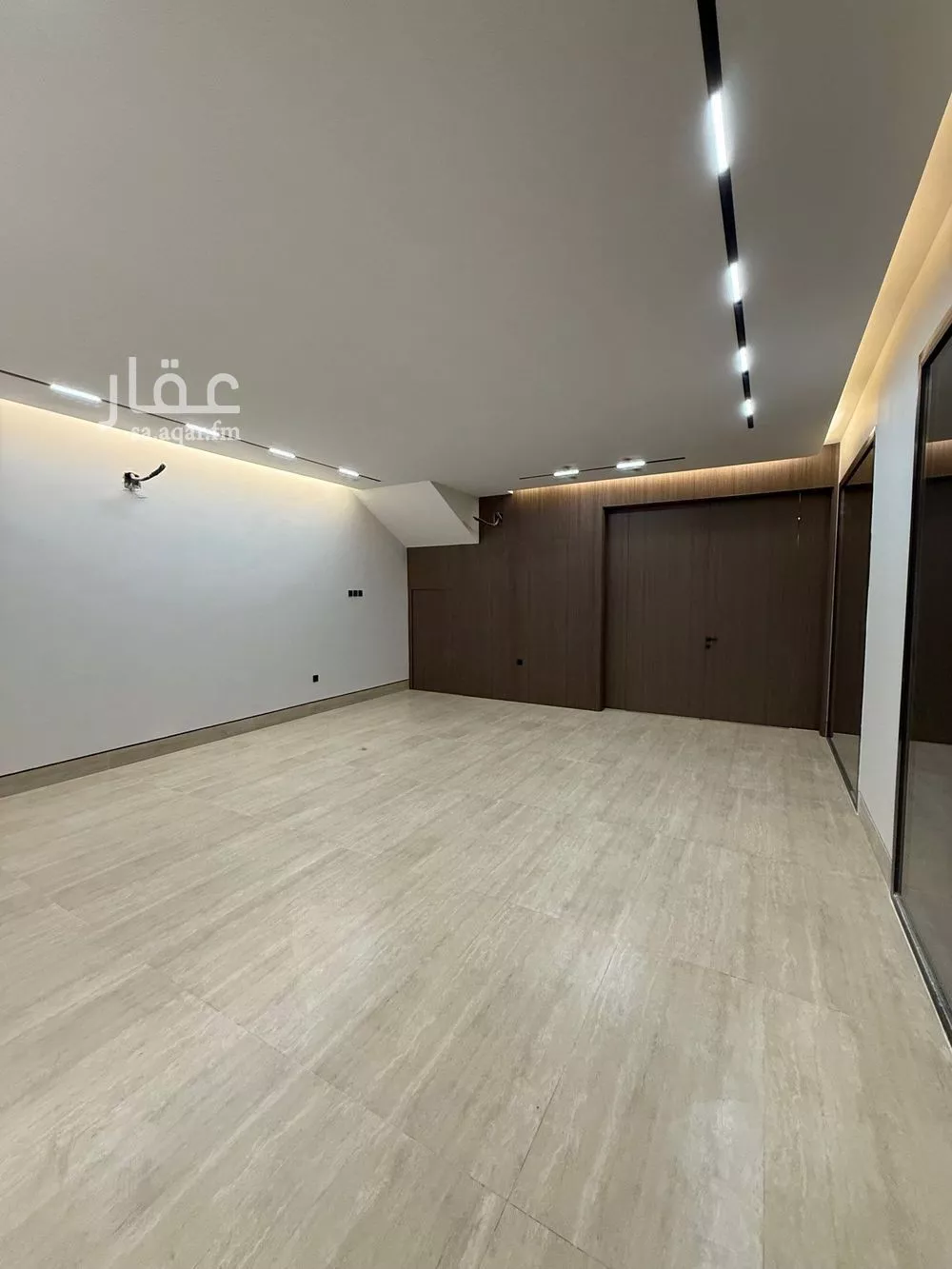 فيلا 6 غرف في المهدية 3