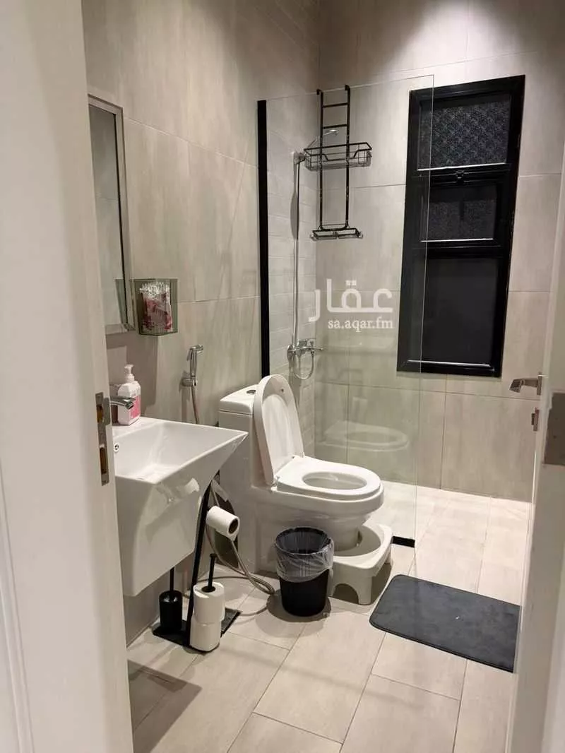 شقة 2 غرف في الملقا 5