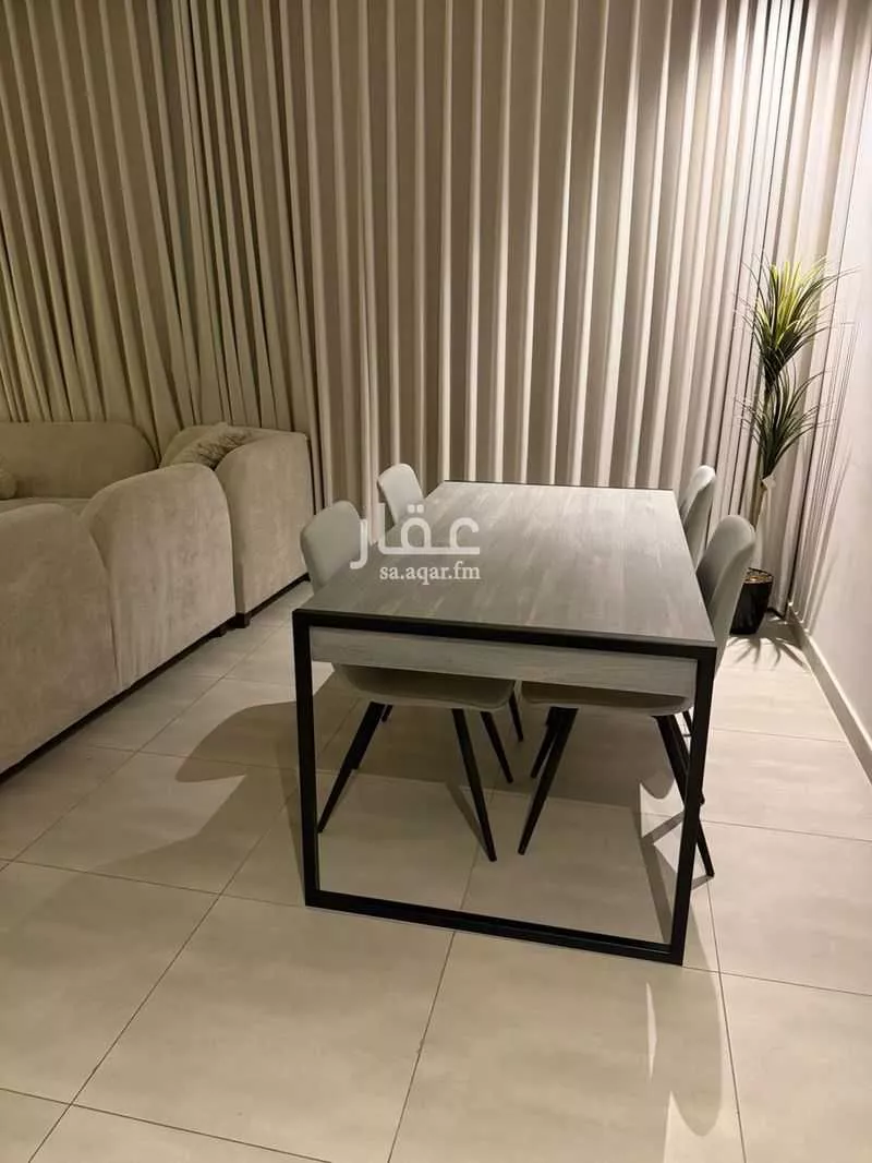 شقة 2 غرف في الملقا 4