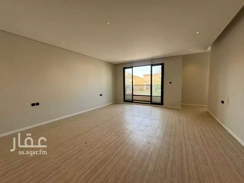 4 bedroom floor in Al Maseef 3