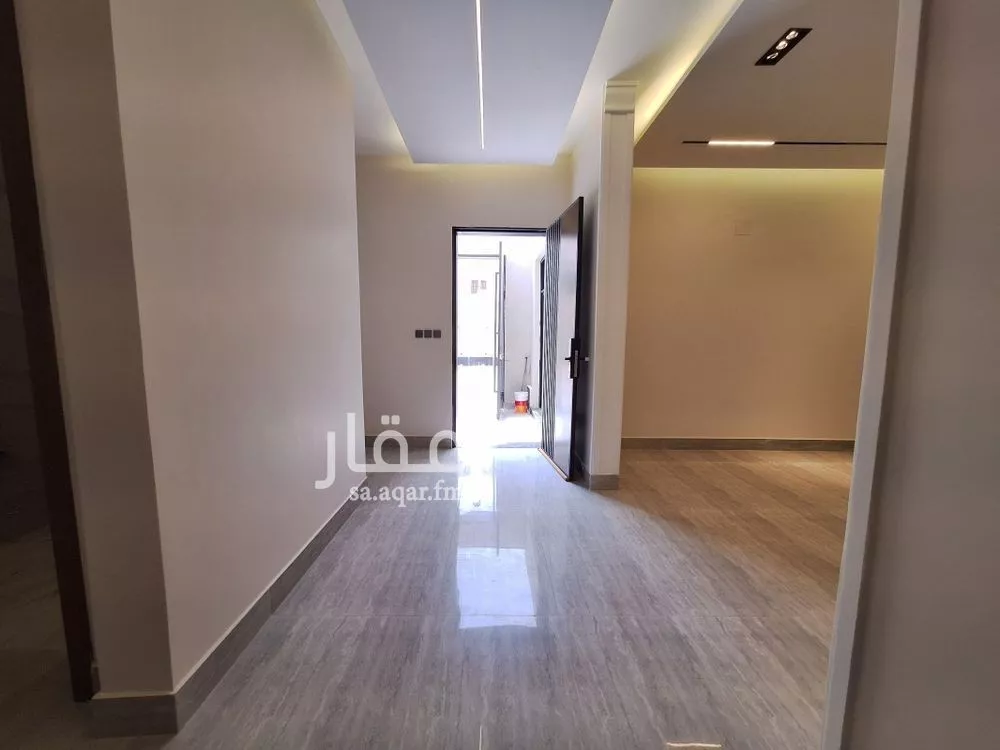 5 bedroom floor in Al Rimal 3