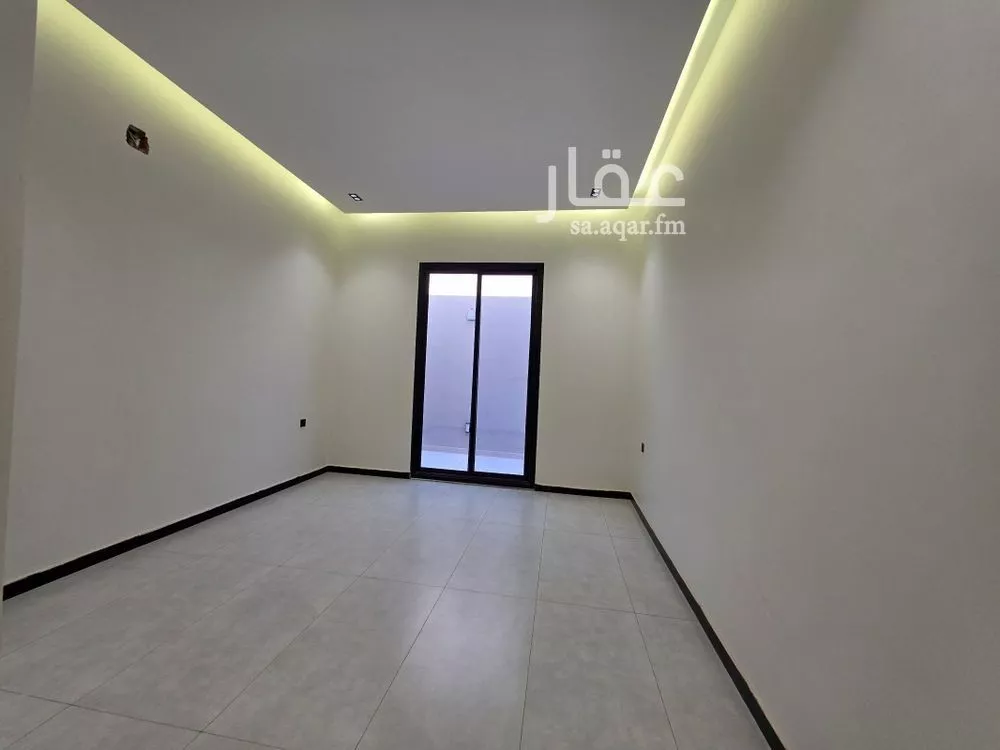 5 bedroom floor in Al Janadriyah 5