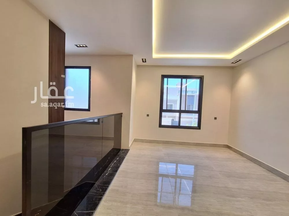 فيلا 5 غرف في الرمال 4