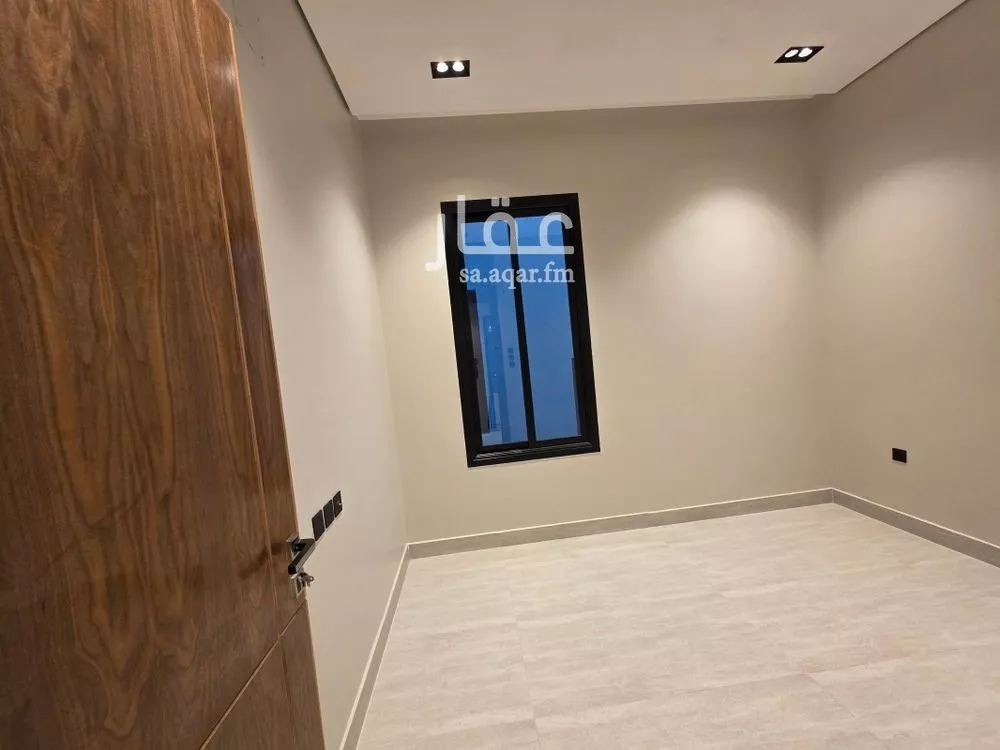 فيلا 5 غرف في الرمال 3