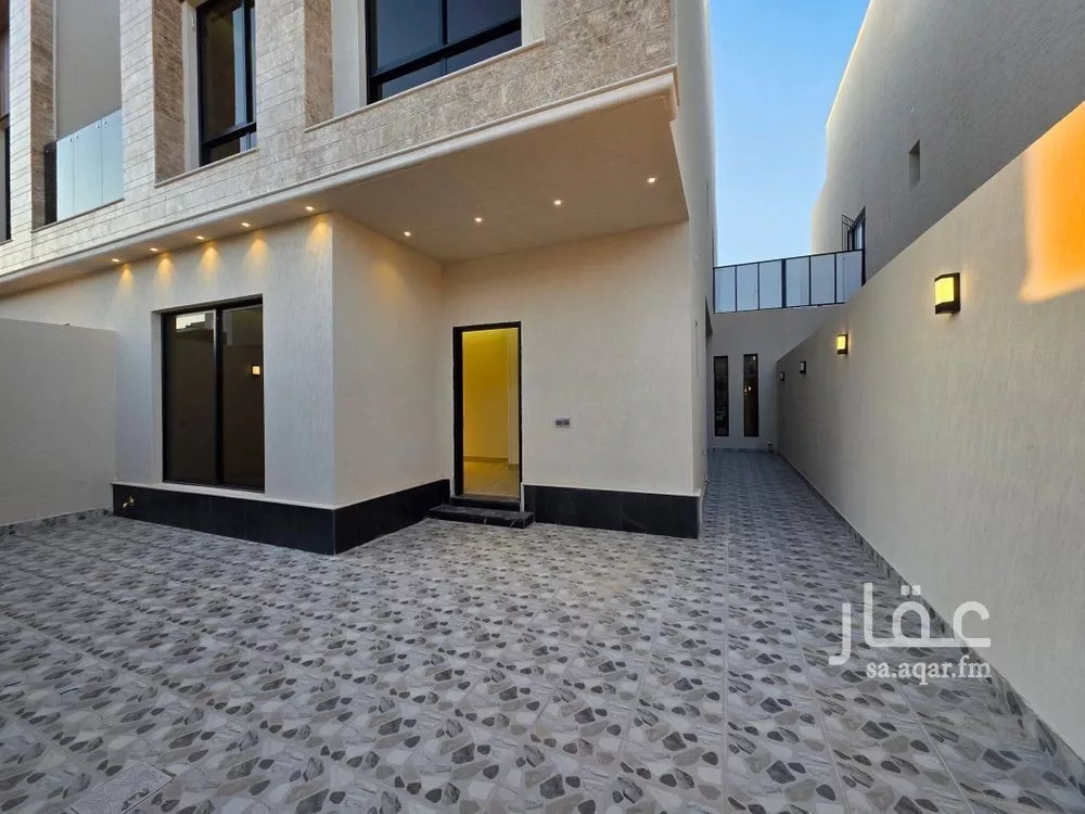 فيلا 5 غرف في الرمال 1