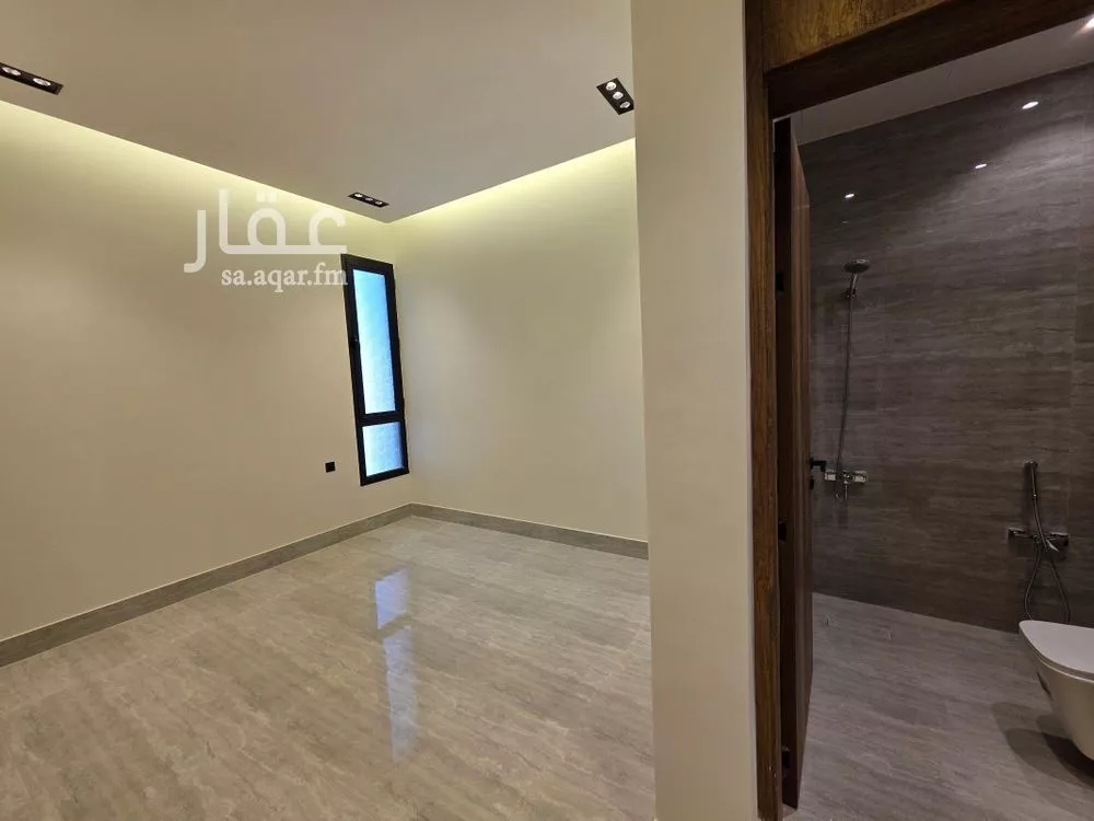 فيلا 5 غرف في العارض 1