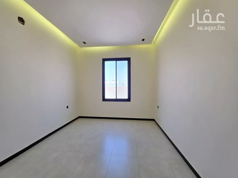 5 bedroom floor in Al Janadriyah 3