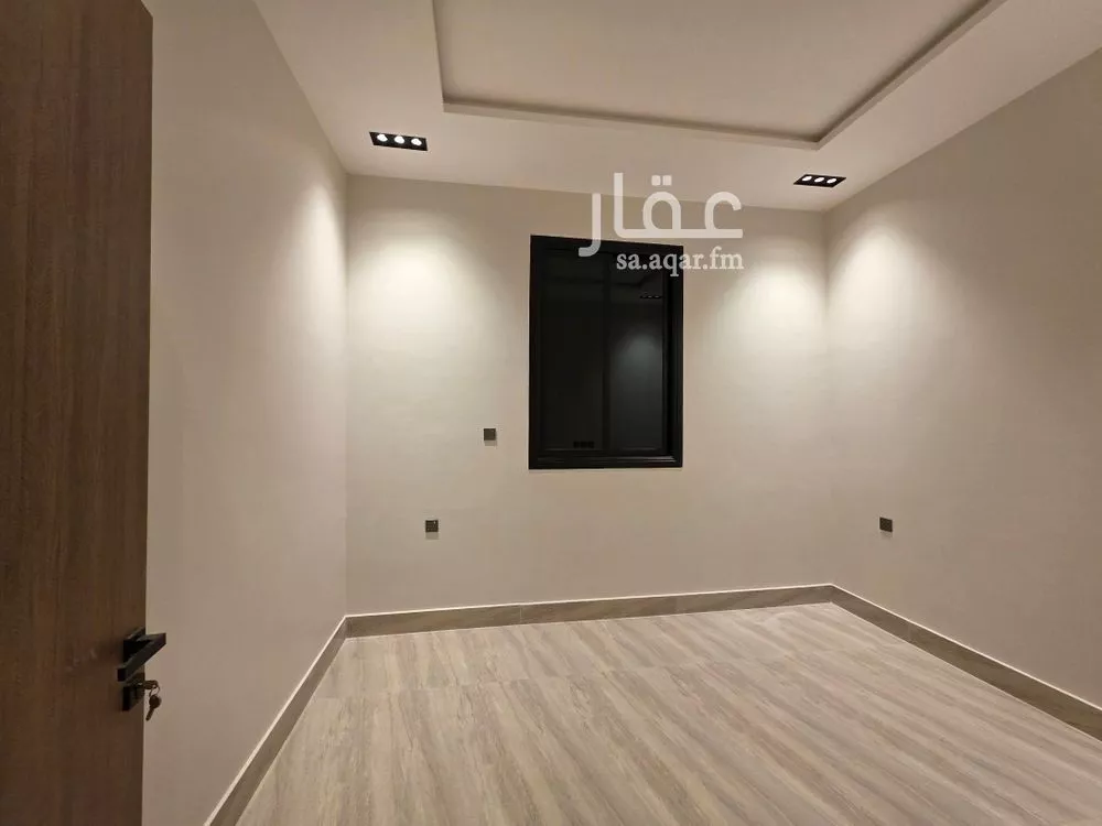 فيلا 6 غرف في الرمال 4